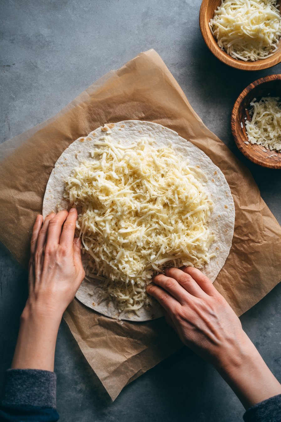 Low Carb Cheesy Garlic Chicken Wraps Recipes instructions process